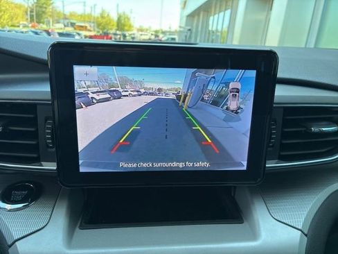 Certified 2023 Ford Explorer XLT w/ Equipment Group 202A AWD/4WD image 25