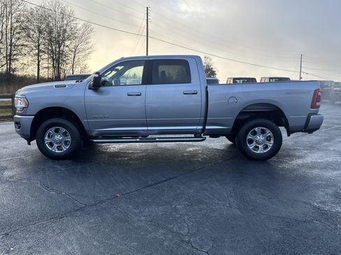 Used 2024 RAM 2500 Big Horn w/ Safety Group image 8