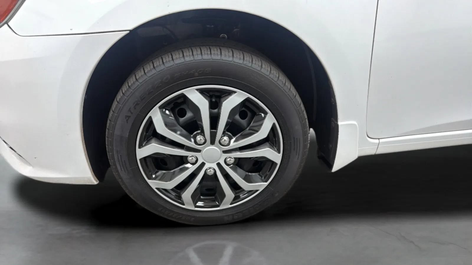 Used 2017 Nissan Sentra S FWD image 26