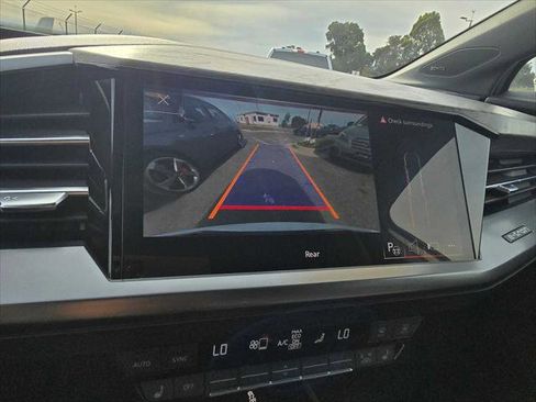 Used 2023 Audi Q4 e-tron Premium Plus w/ Premium Plus image 29