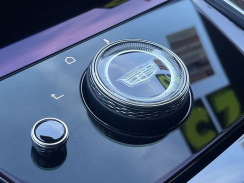 Used 2025 Cadillac Escalade Sport Platinum image 50