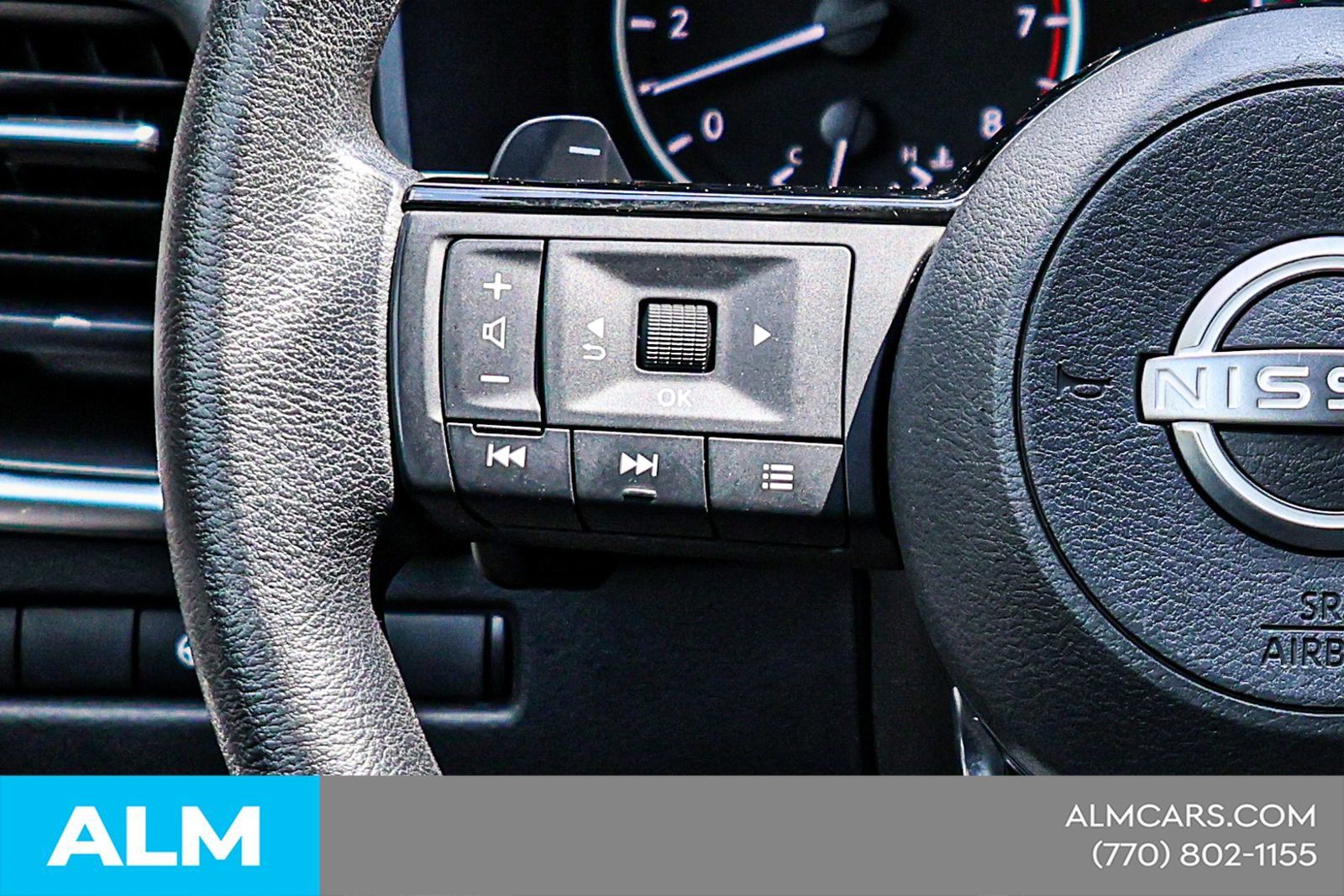Used 2023 Nissan Rogue SV FWD image 26