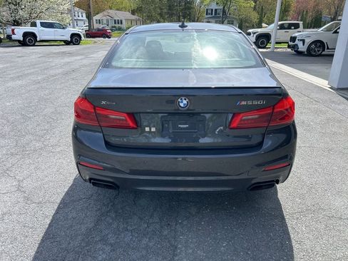 Used 2020 BMW M550i xDrive w/ Premium Package AWD/4WD image 4