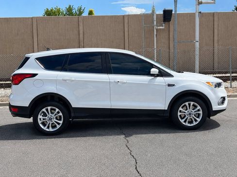 Used 2019 Ford Escape SE AWD/4WD image 6