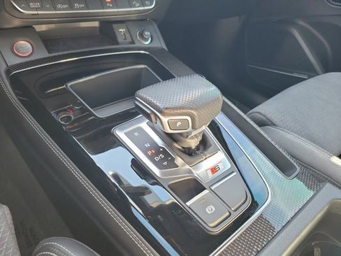 Certified 2022 Audi SQ5 Premium Plus w/ Premium Plus Package image 30