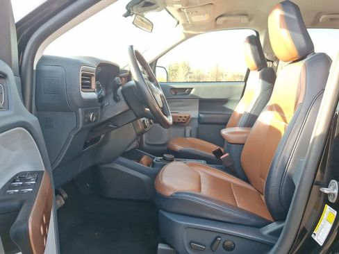 Certified 2022 Ford Maverick Lariat w/ Lariat Luxury Package image 17