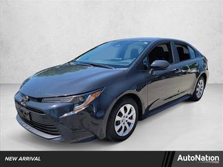 Used 2025 Toyota Corolla LE video 1