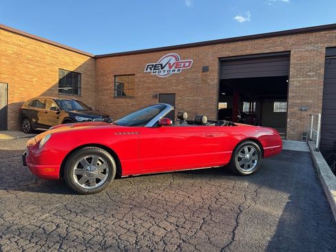 Used 2002 Ford Thunderbird image 5