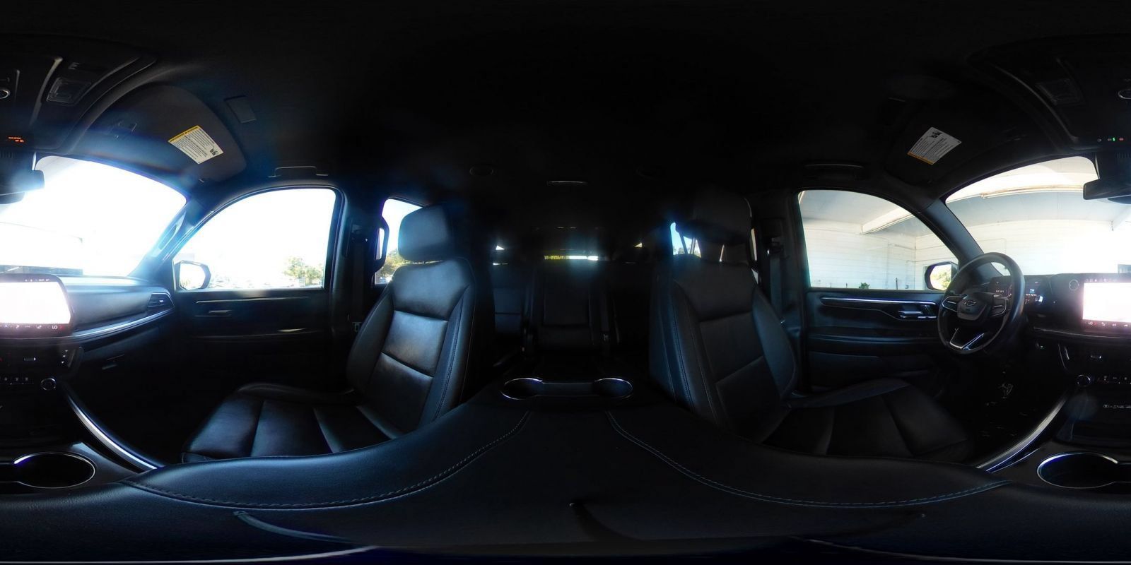Used 2025 Chevrolet Tahoe Z71 AWD/4WD image 45