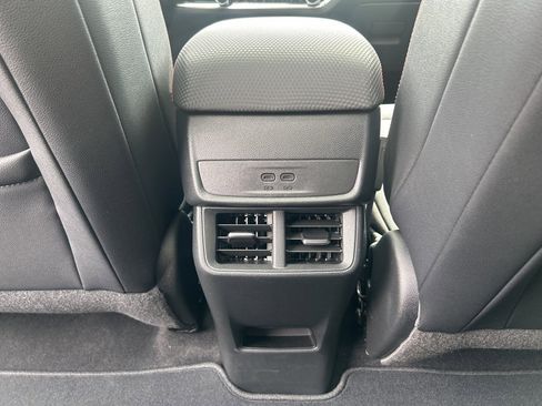 Used 2025 Chevrolet Equinox RS image 51