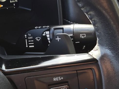 Certified 2021 Nissan Rogue Platinum image 35