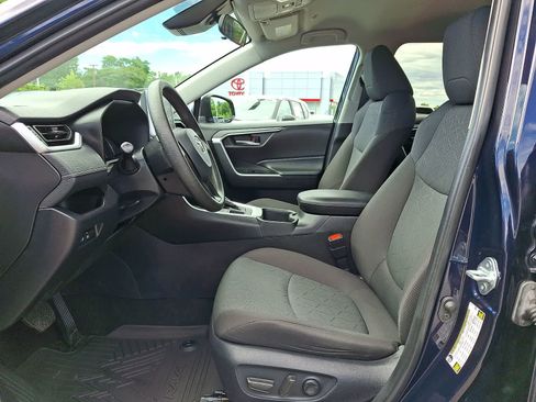 Certified 2024 Toyota RAV4 XLE AWD/4WD image 17