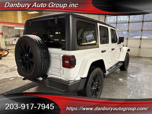 Used 2021 Jeep Wrangler Unlimited Sahara w/ Cold Weather Group image 6