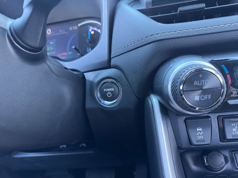 Used 2024 Toyota RAV4 XLE image 30