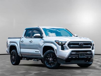 Used 2025 Toyota Tacoma SR5