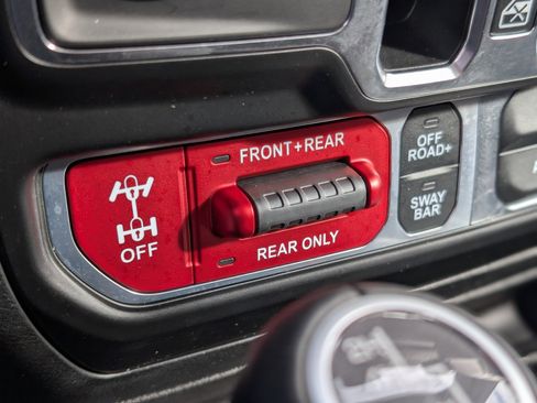 Used 2021 Jeep Wrangler Unlimited Rubicon image 6
