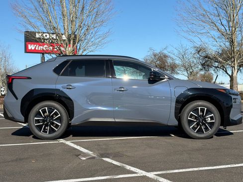 New 2026 Subaru Solterra Premium image 3