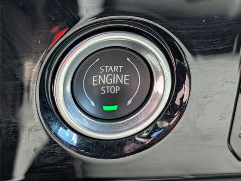 Certified 2024 Chevrolet Silverado 1500 LT image 25