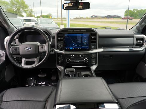 Used 2022 Ford F150 Lariat w/ Equipment Group 502A High AWD/4WD image 29