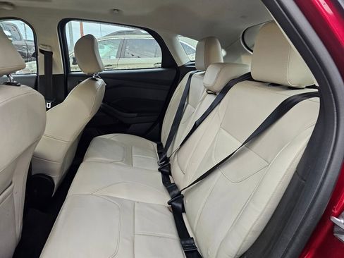 Used 2017 Ford Focus Titanium w/ Titanium Technology Package image 21