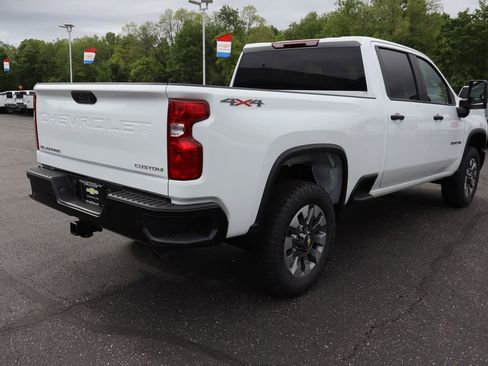 New 2026 Chevrolet Silverado 2500 Custom w/ Custom Value Package AWD/4WD image 22
