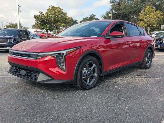 New 2026 Kia K4 FWD image 2