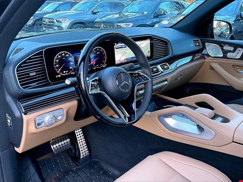 New 2026 Mercedes-Benz GLS 450 4MATIC image 6