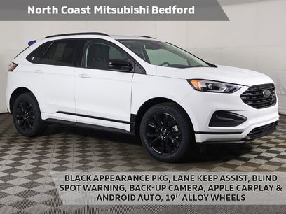 Used 2024 Ford Edge SE w/ Black Appearance Package