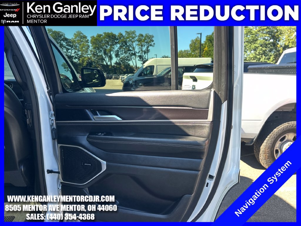 Used 2024 Jeep Wagoneer 4WD image 27