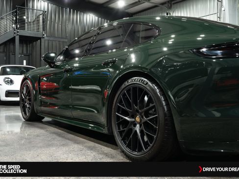 Used 2022 Porsche Panamera Turbo S image 69