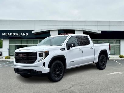 New 2026 GMC Sierra 1500 Elevation w/ Elevation Premium Package