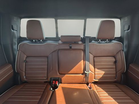 Used 2023 GMC Sierra 1500 Denali Ultimate image 27