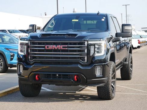 Used 2023 GMC Sierra 2500 AT4 AWD/4WD image 3