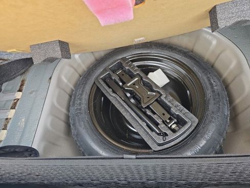 Used 2016 Nissan Maxima 3.5 S image 16