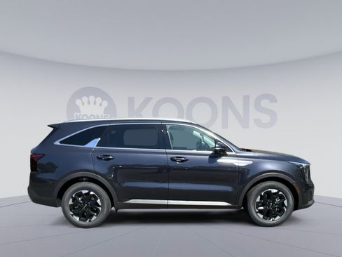 New 2026 Kia Sorento S FWD image 17