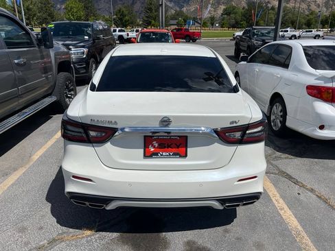 Used 2021 Nissan Maxima 3.5 SV w/ Floor Mat Group FWD image 7