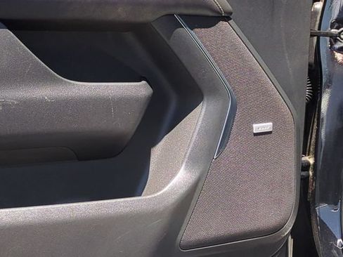 Used 2024 Chevrolet Tahoe Premier AWD/4WD image 27