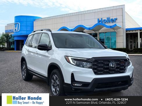 Certified 2023 Honda Passport TrailSport image 1