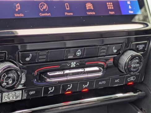 New 2025 Jeep Grand Cherokee Limited image 26