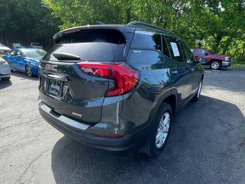 Used 2019 GMC Terrain SLE w/ Driver Convenience Package AWD/4WD image 8
