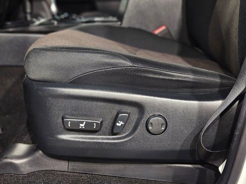 Used 2024 Toyota 4Runner TRD Off-Road image 23