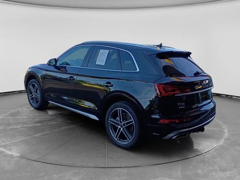 Used 2025 Audi Q5 e Premium Plus w/ Premium Plus Package AWD/4WD image 3
