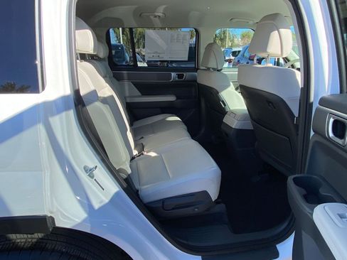 Used 2025 Hyundai Santa Fe SEL image 42