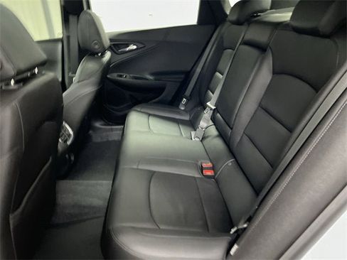 Certified 2022 Chevrolet Malibu LT w/ Leather Package image 25
