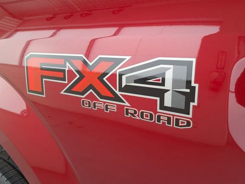 Used 2018 Ford F150 XLT w/ Equipment Group 302A Luxury image 30