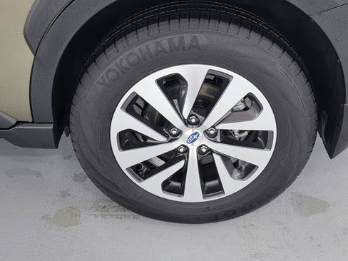 Certified 2025 Subaru Outback Premium image 11