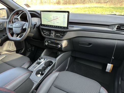 New 2026 Ford Escape ST-Line w/ Tech Pack #1 image 33