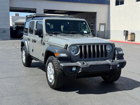 Used 2018 Jeep Wrangler Unlimited Sport S AWD/4WD image 1