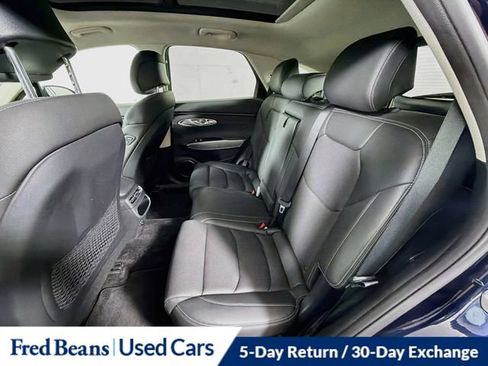 Used 2023 Genesis GV70 2.5T w/ Select Package AWD/4WD image 31
