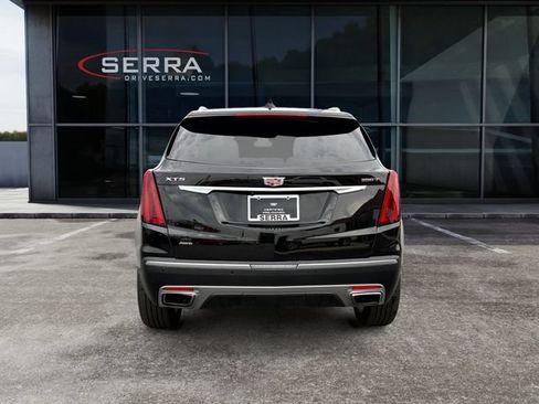 Certified 2024 Cadillac XT5 Premium Luxury w/ LPO, Floor Liner Package AWD/4WD image 4
